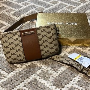 Michael Kors Logo Belt bag S/M brown and Tan